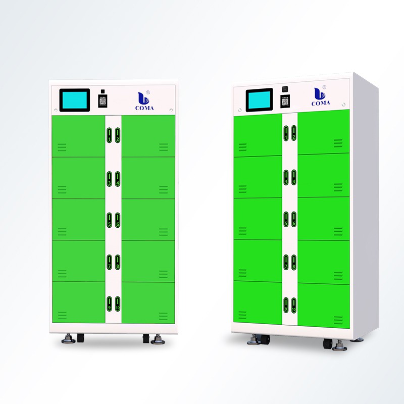 3 3